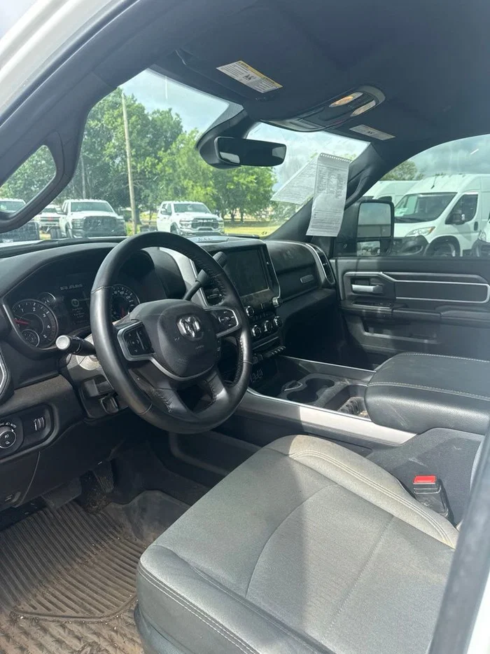 vehicle-img