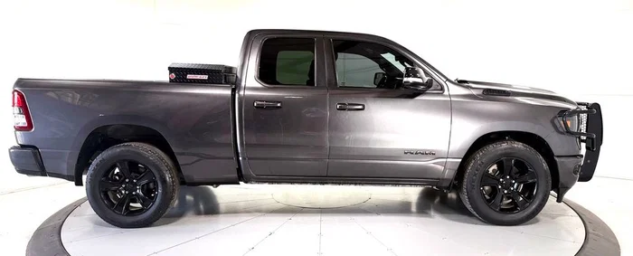 vehicle-img