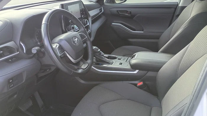 vehicle-img