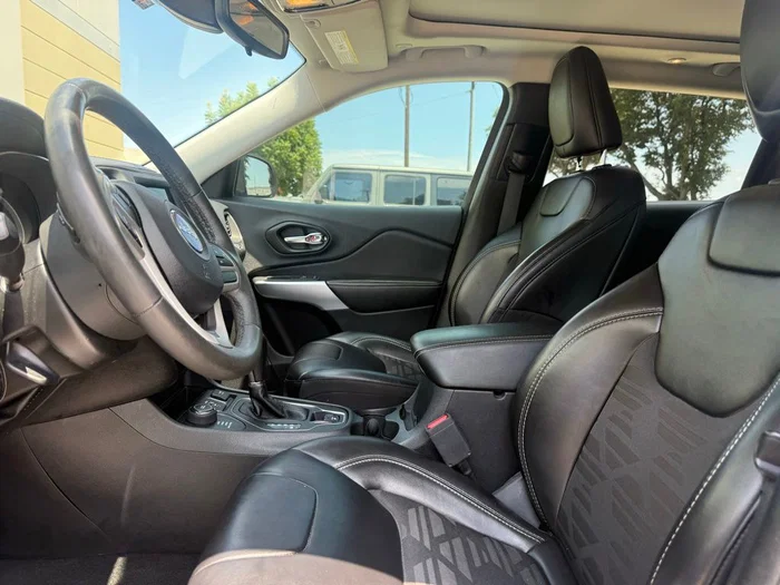 vehicle-img
