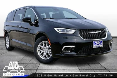 new 2026 CHRYSLER