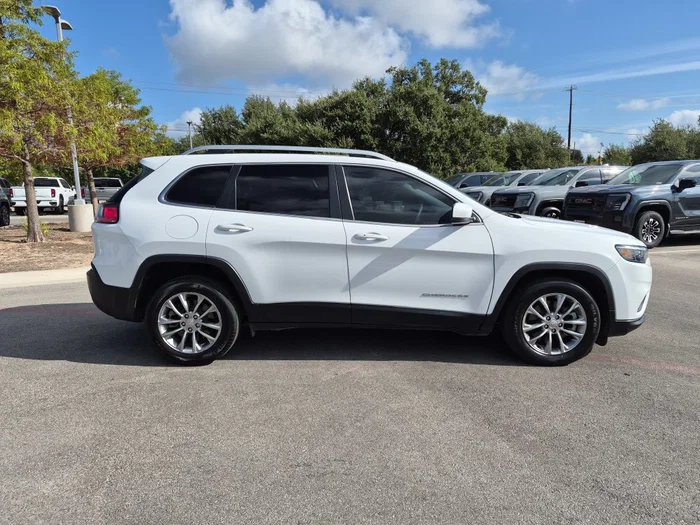 vehicle-img