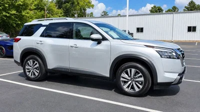 used 2025 NISSAN