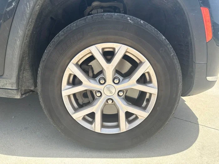 vehicle-img