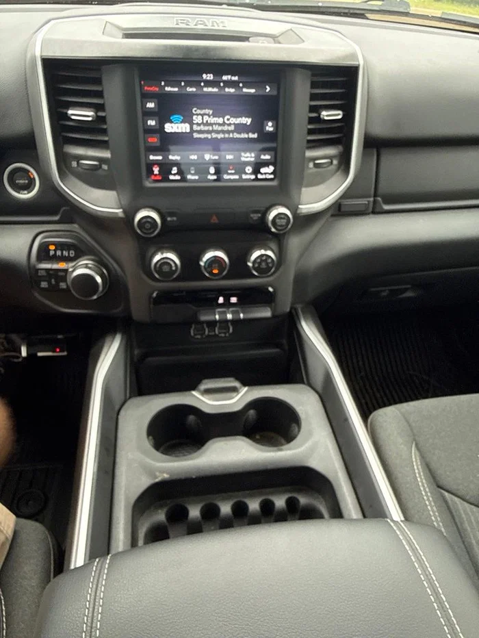 vehicle-img
