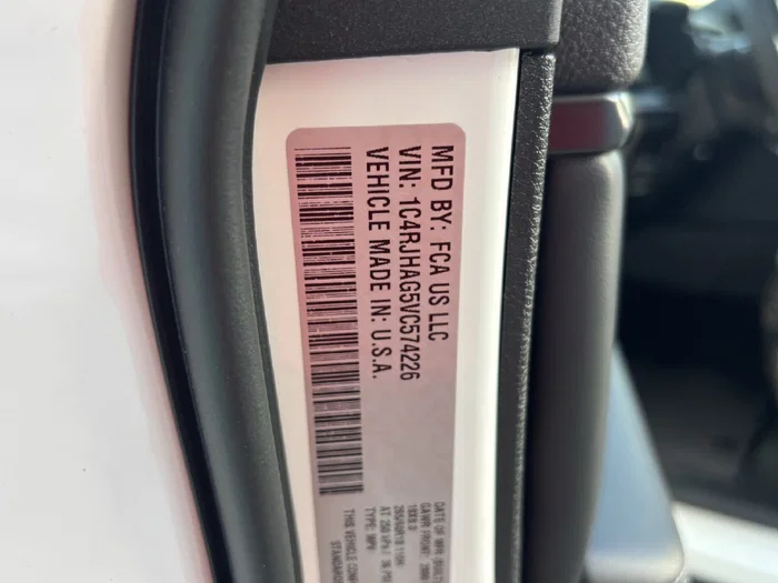 vehicle-img