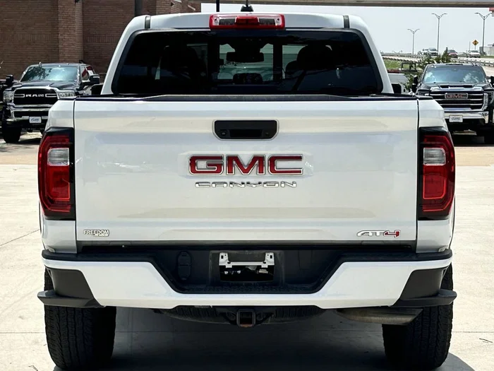 vehicle-img
