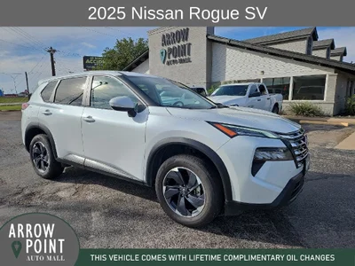 used 2025 NISSAN