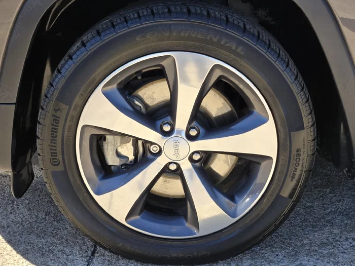 vehicle-img