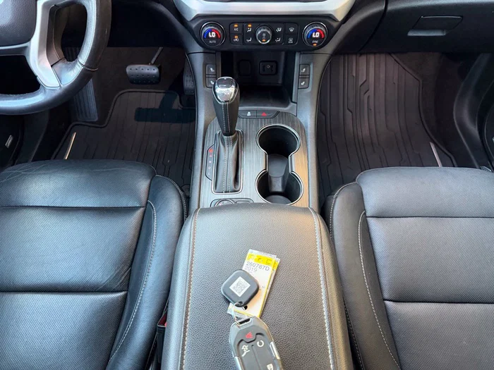 vehicle-img