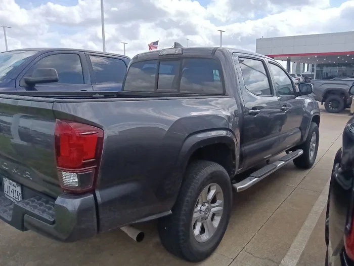 vehicle-img