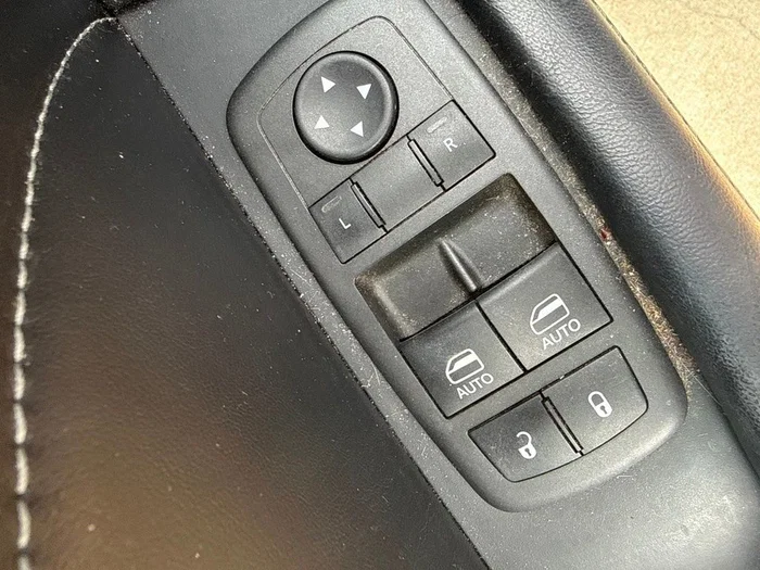 vehicle-img