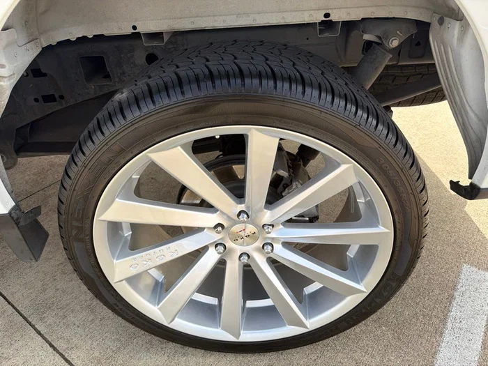 vehicle-img