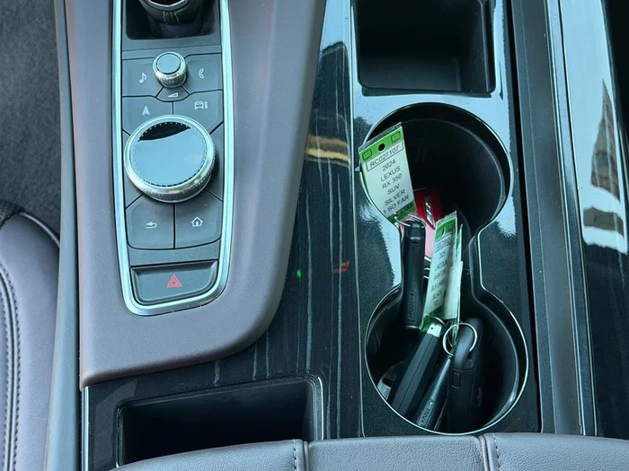 vehicle-img