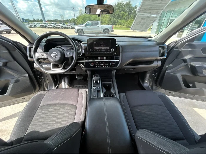 vehicle-img