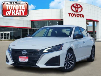 used 2025 NISSAN