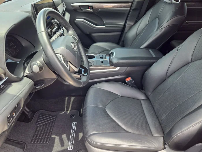 vehicle-img