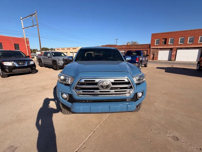 vehicle-img