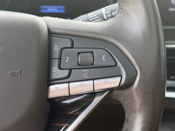 vehicle-img