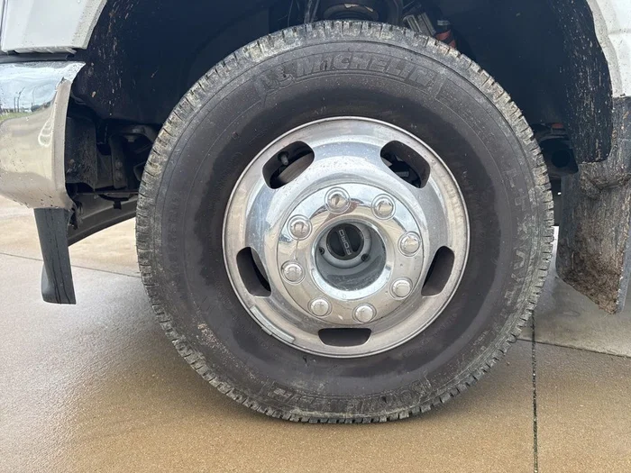 vehicle-img