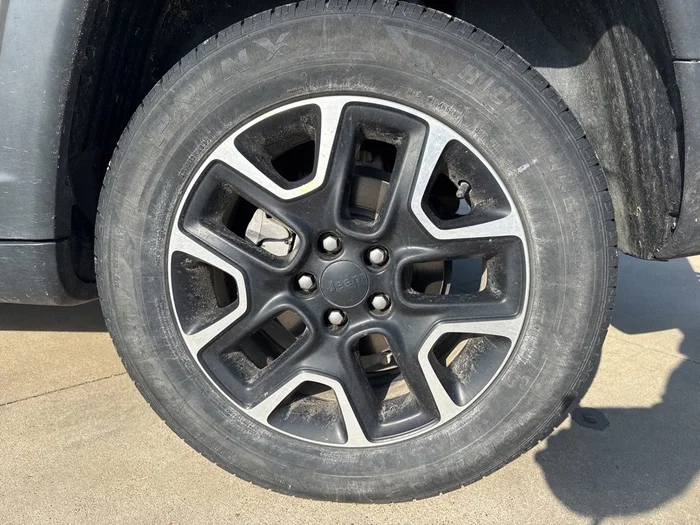 vehicle-img