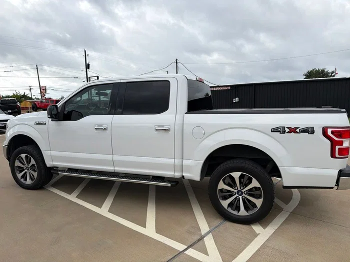 vehicle-img