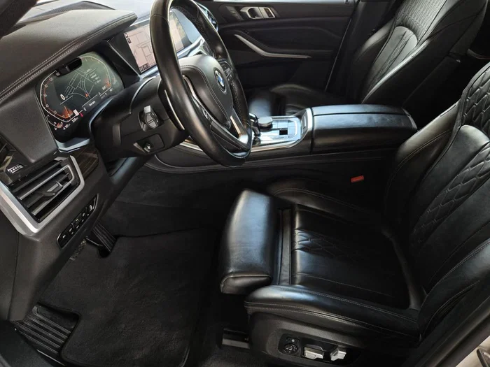 vehicle-img