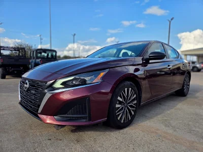used 2024 NISSAN