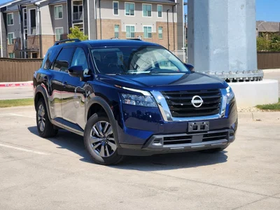 used 2025 NISSAN