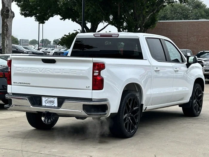 vehicle-img