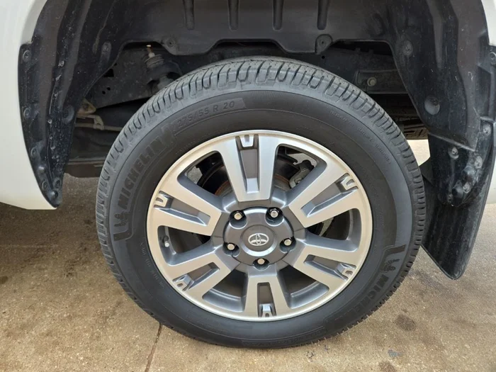 vehicle-img