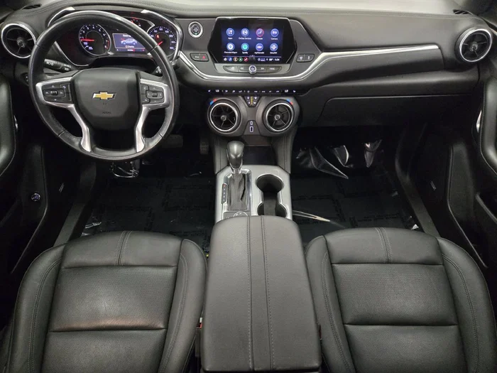 vehicle-img