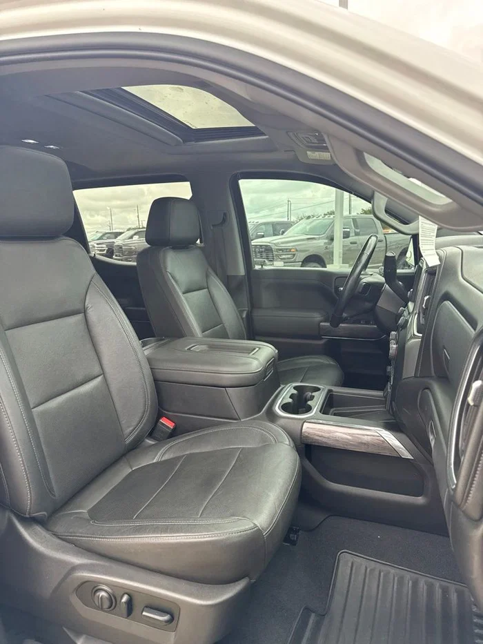 vehicle-img