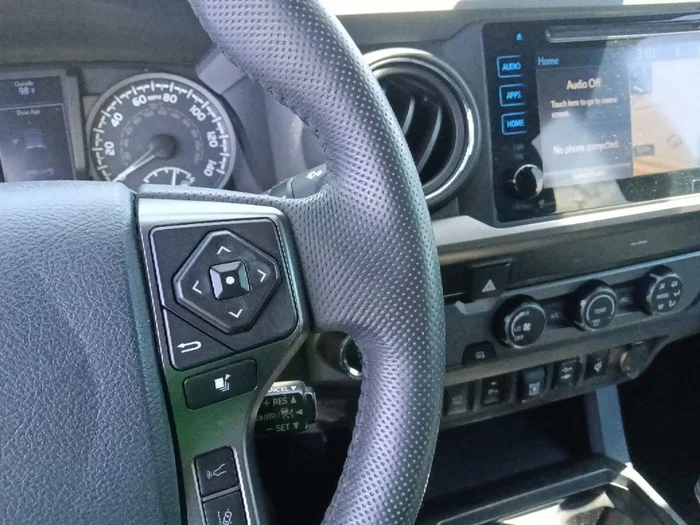 vehicle-img
