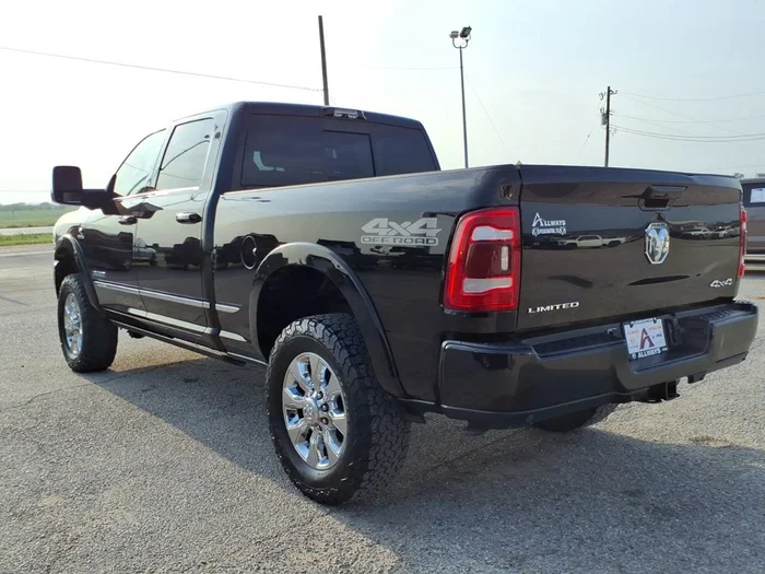 vehicle-img