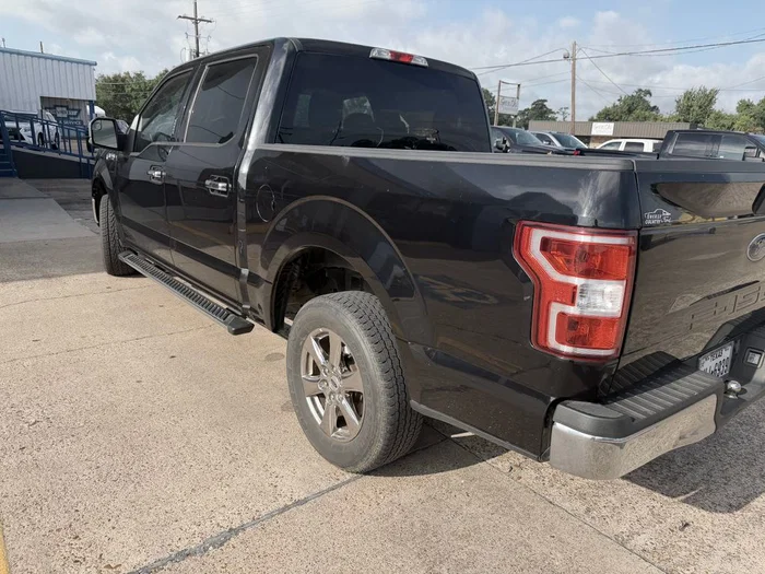 vehicle-img