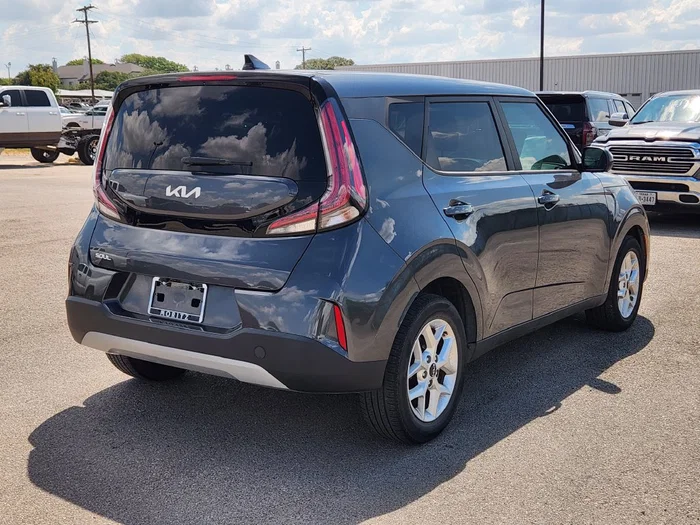 vehicle-img