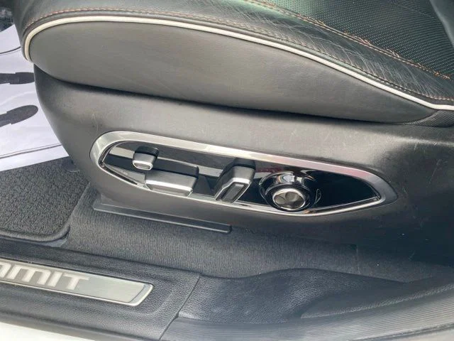vehicle-img