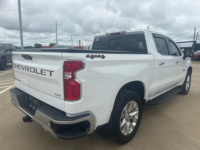 vehicle-img
