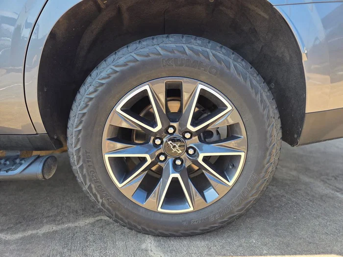 vehicle-img