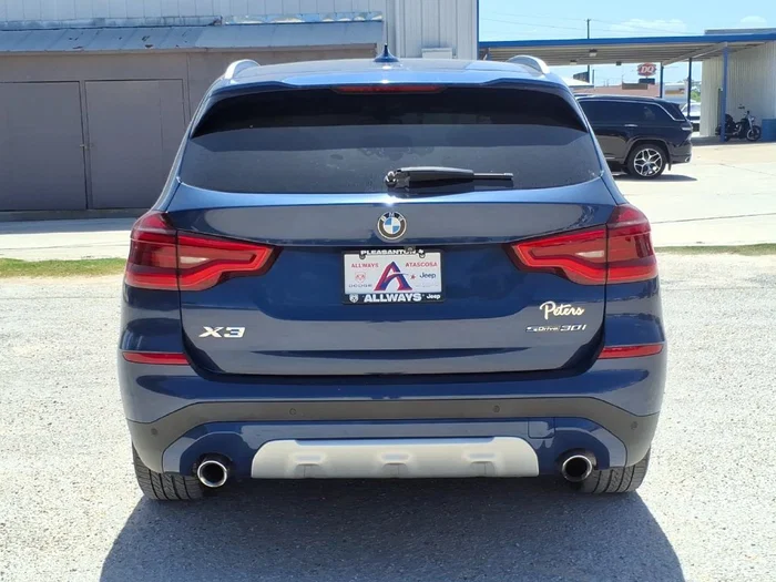 vehicle-img