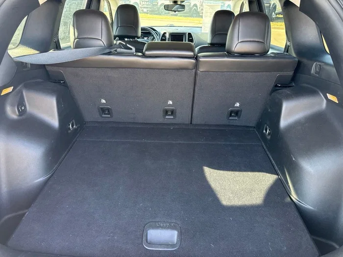 vehicle-img