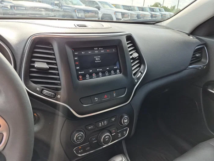 vehicle-img