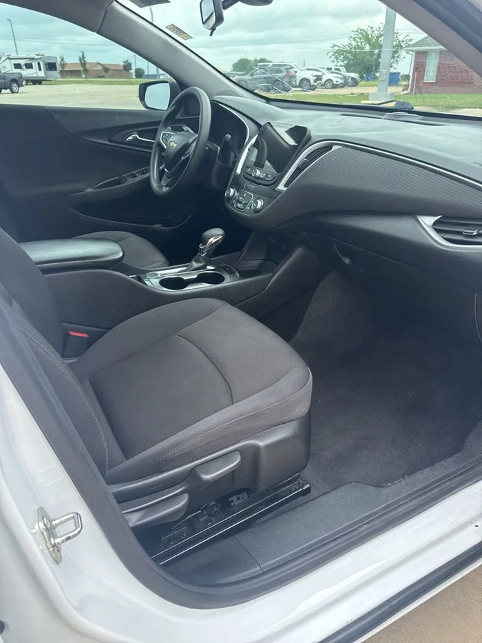 vehicle-img