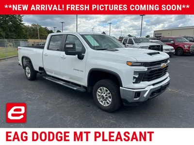 used 2025 CHEVROLET