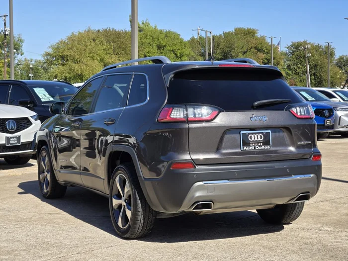 vehicle-img