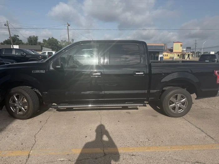 vehicle-img