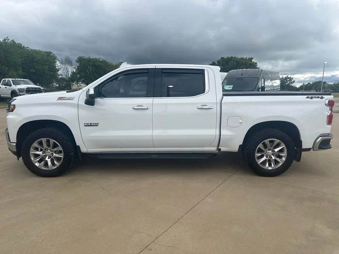 vehicle-img