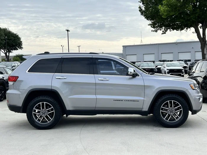 vehicle-img