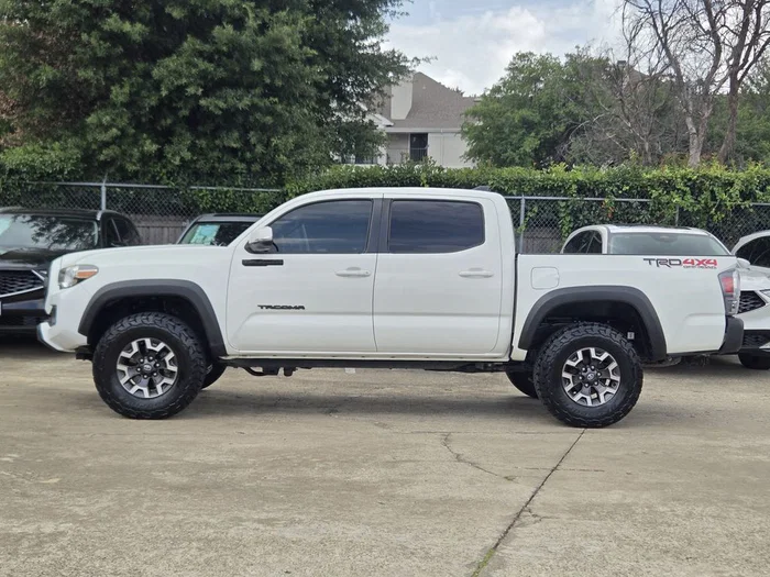 vehicle-img